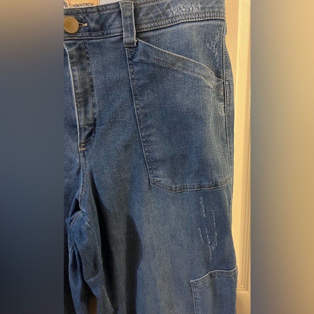 Democracy “Ab” technology Barrel Leg Jeans High Rise Medium Sandblast Blue (16) - Picture 4 of 8